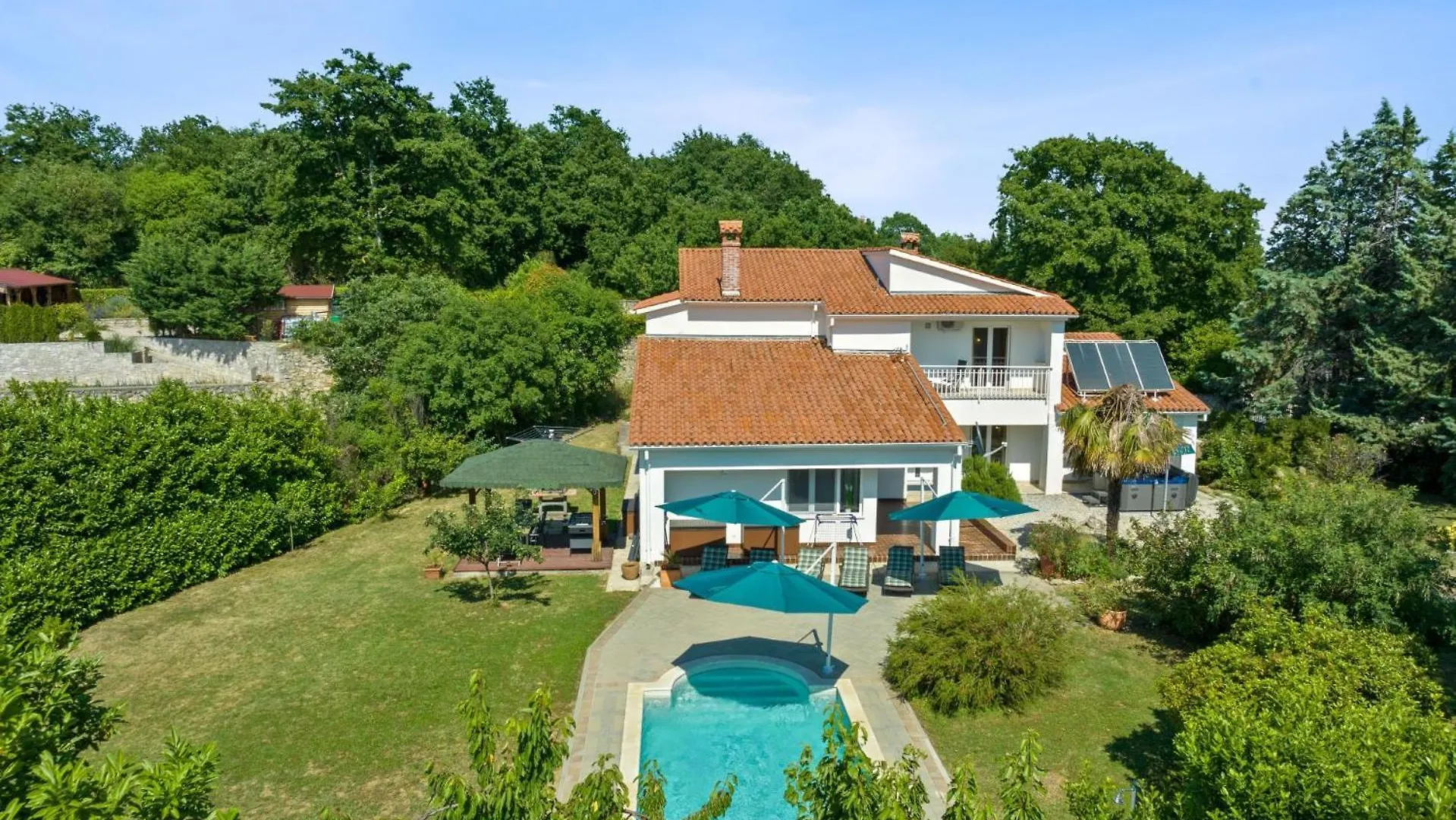 Grosse Luxus-Villa Fur 12 Personen Mit Pool, Jachuzzi Und Meeresnaehe Labin  Kroatien
