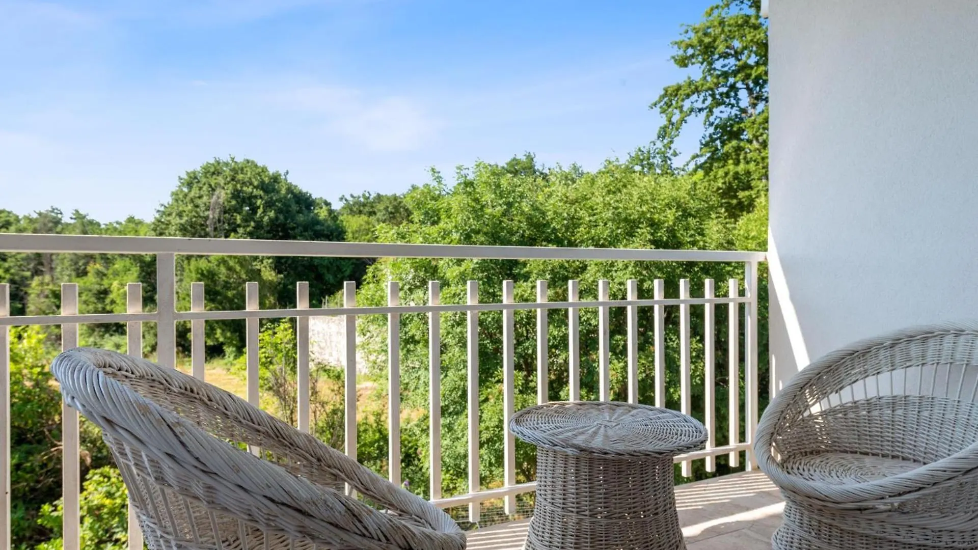 Grosse Luxus-Villa Fur 12 Personen Mit Pool, Jachuzzi Und Meeresnaehe Labin  Kroatien